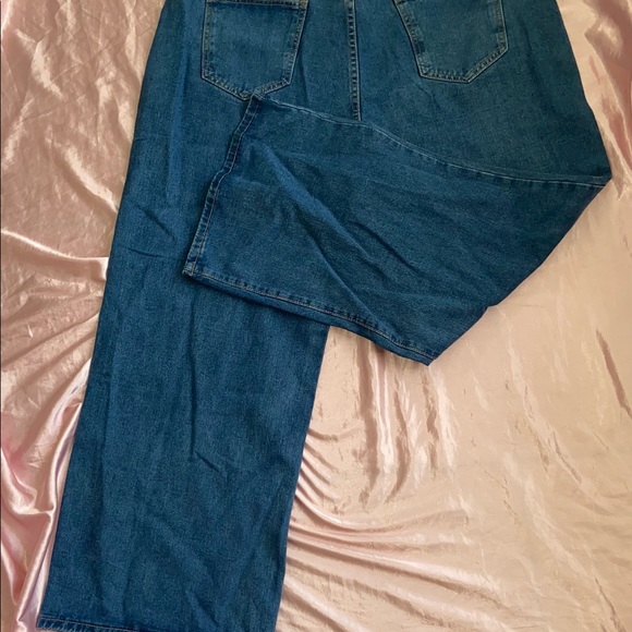 ‼️SOLD‼️ - Picture 2 of 3